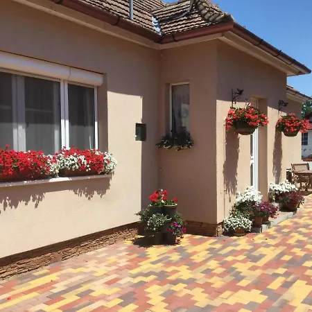 度假居 Holiday Balatonbereny/balaton 33082 Balatonberény