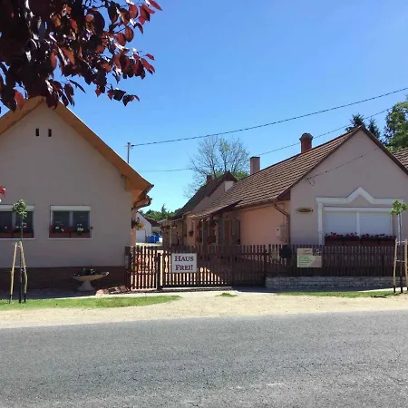 Holiday Balatonbereny/balaton 33082
